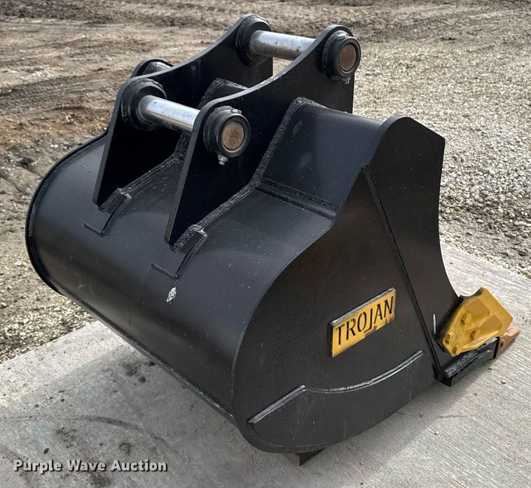 image for item DT0531 Trojan 12T-65 excavator bucket