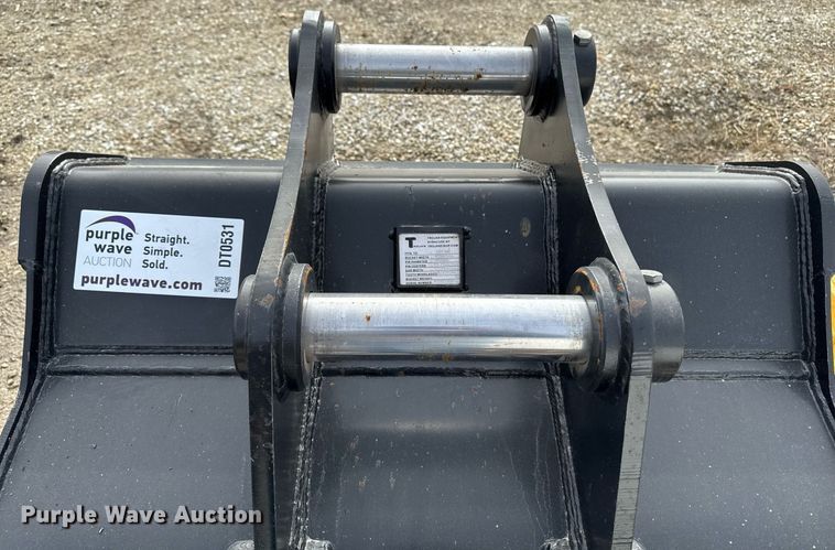 image for item DT0531 Trojan 12T-65 excavator bucket