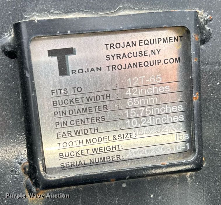 image for item DT0531 Trojan 12T-65 excavator bucket