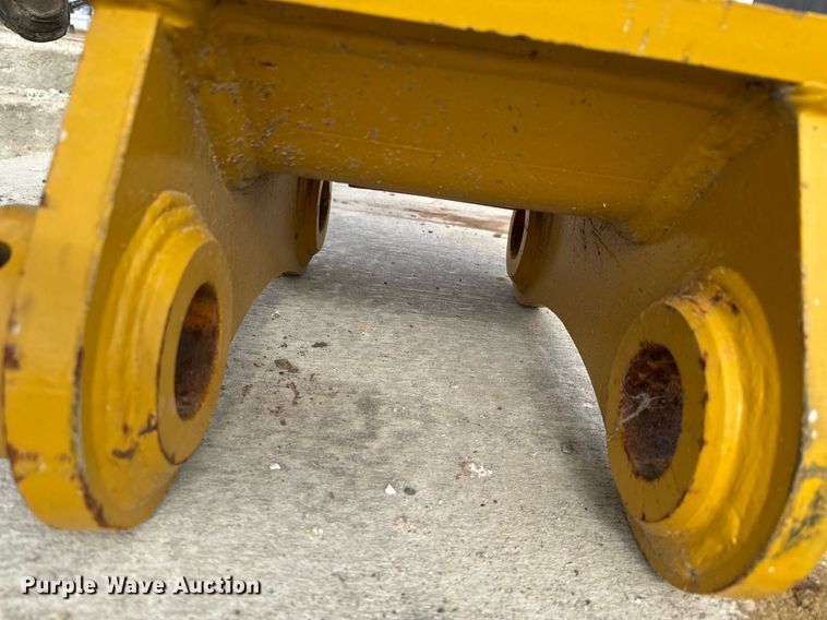 image for item DT0532 Teran excavator ripper attachment