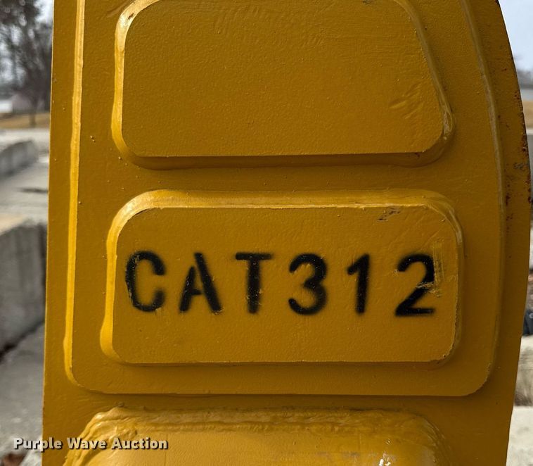 image for item DT0532 Teran excavator ripper attachment