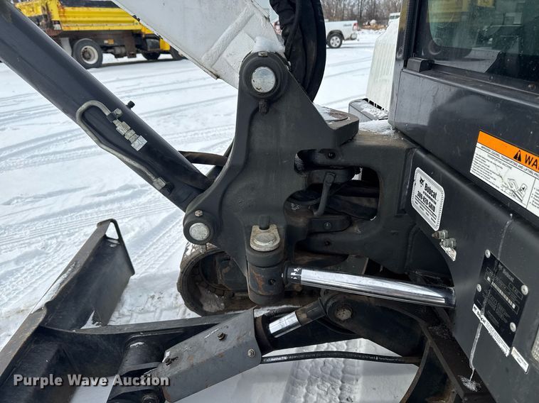 image for item DT0537 2018 Bobcat E42 mini excavator