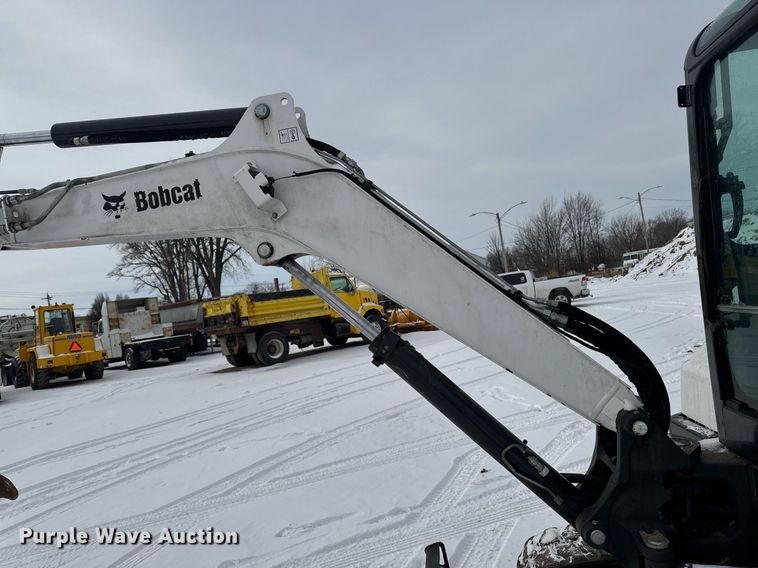 image for item DT0537 2018 Bobcat E42 mini excavator