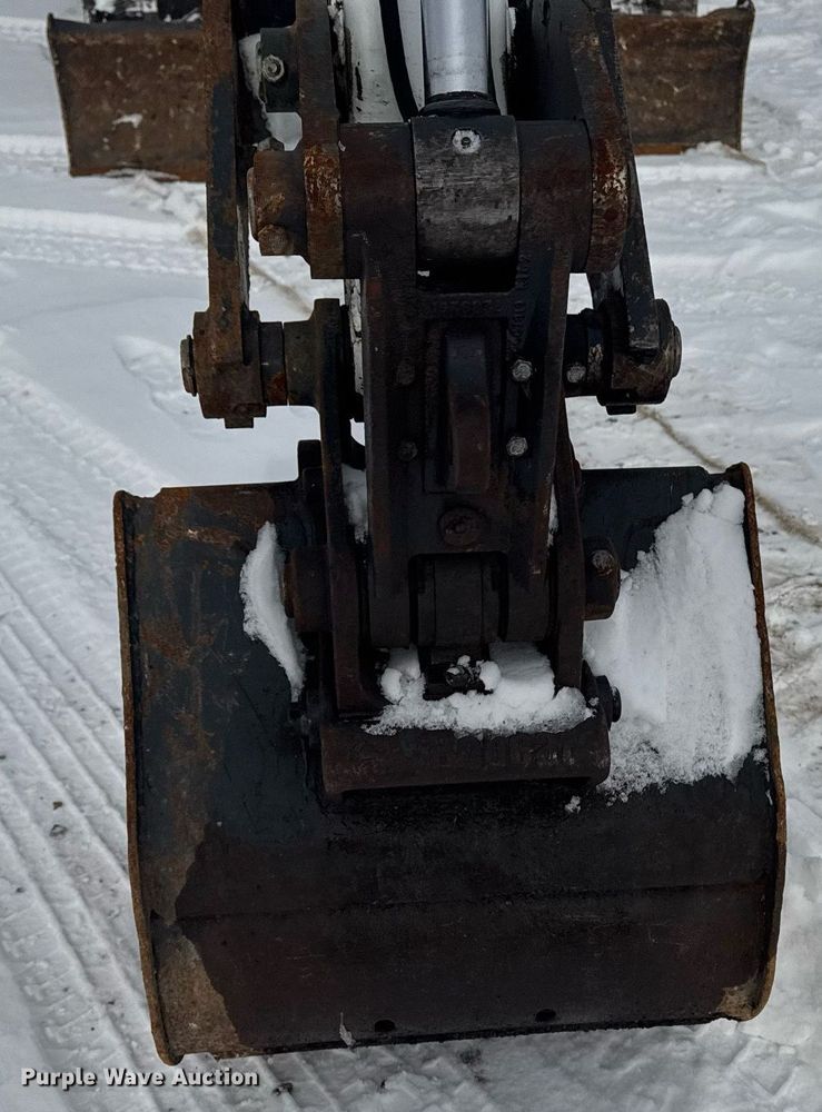 image for item DT0537 2018 Bobcat E42 mini excavator