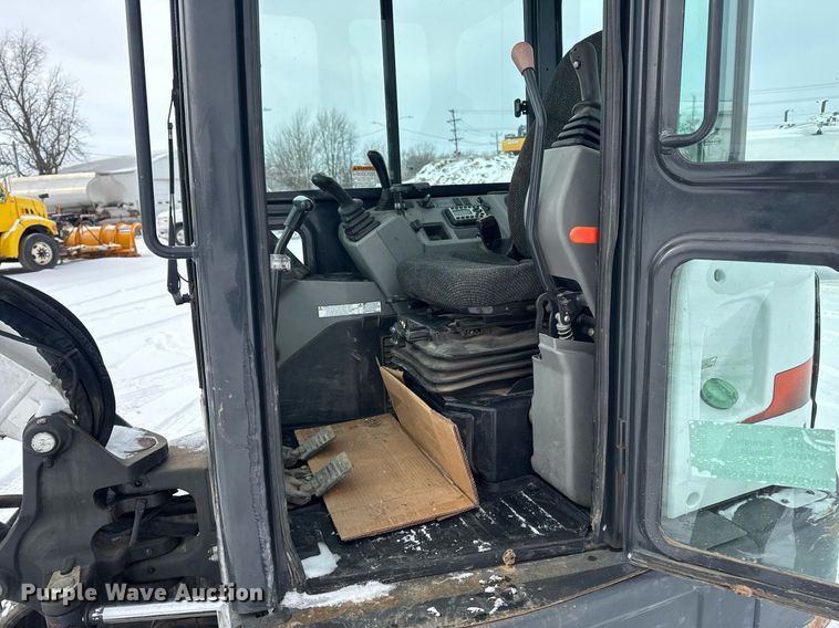 image for item DT0537 2018 Bobcat E42 mini excavator