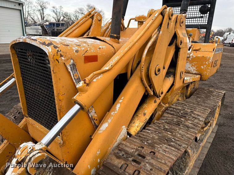 image for item DT0552 John Deere 450C track loader