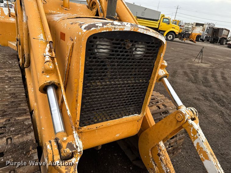 image for item DT0552 John Deere 450C track loader