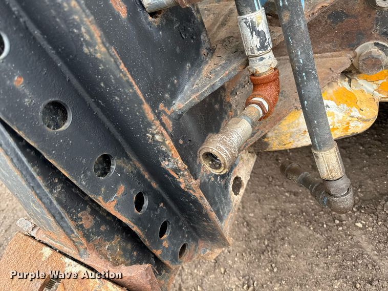 image for item DT0552 John Deere 450C track loader