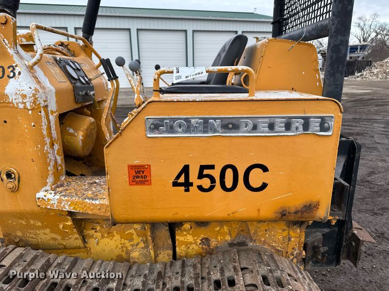 image for item DT0552 John Deere 450C track loader