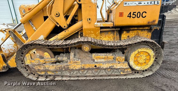image for item DT0552 John Deere 450C track loader
