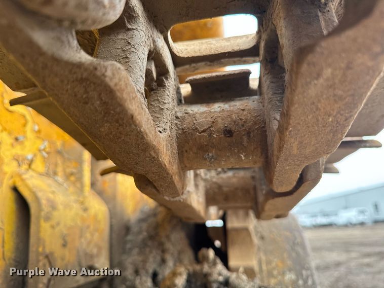 image for item DT0552 John Deere 450C track loader