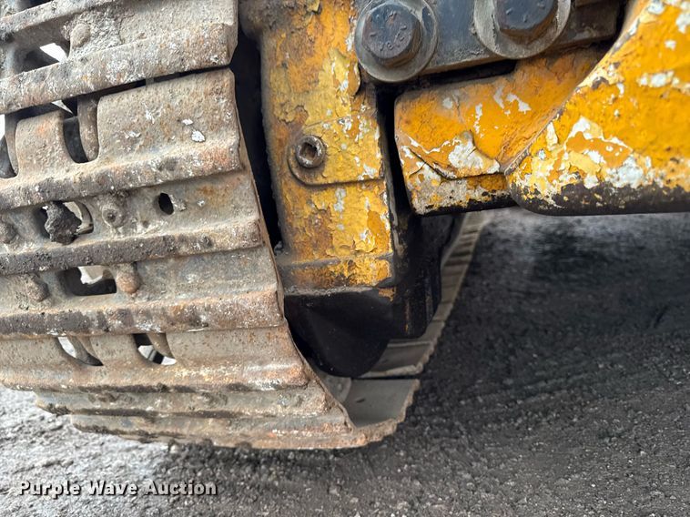 image for item DT0552 John Deere 450C track loader