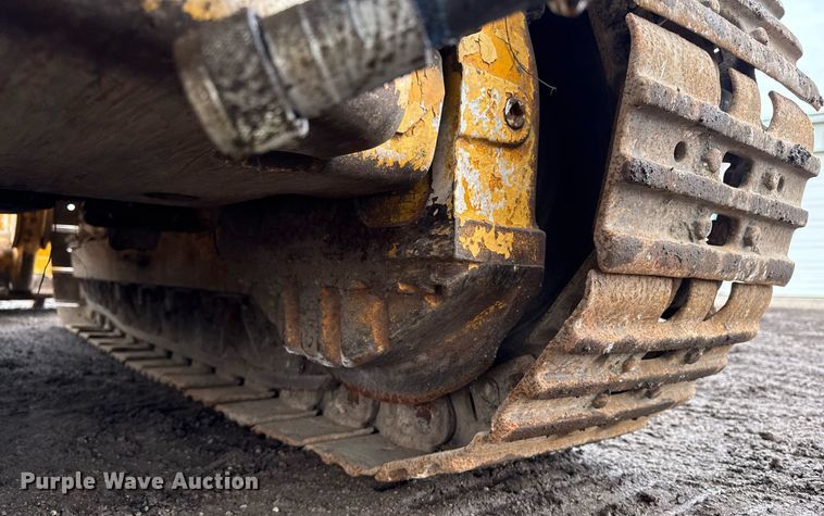 image for item DT0552 John Deere 450C track loader