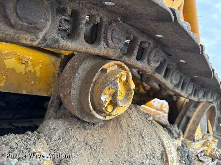 image for item DT0552 John Deere 450C track loader