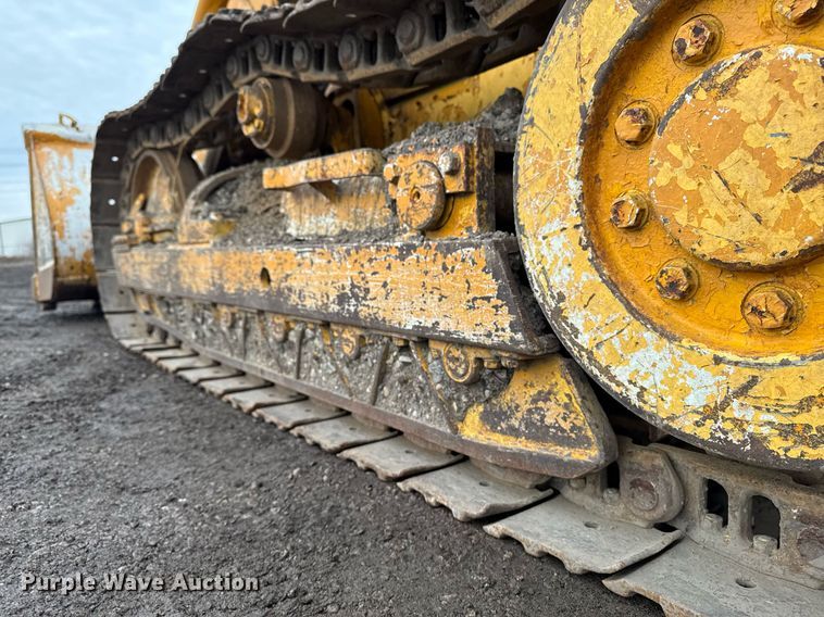 image for item DT0552 John Deere 450C track loader