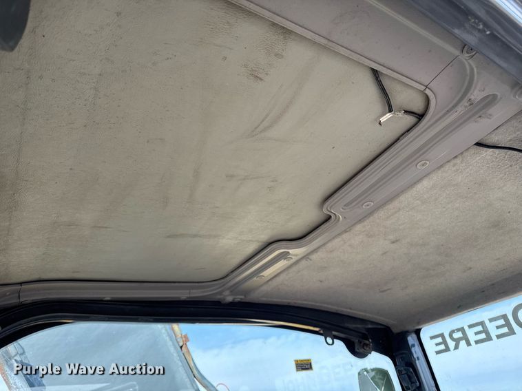 image for item DT0560 2007 John Deere 240D LC long reach excavator