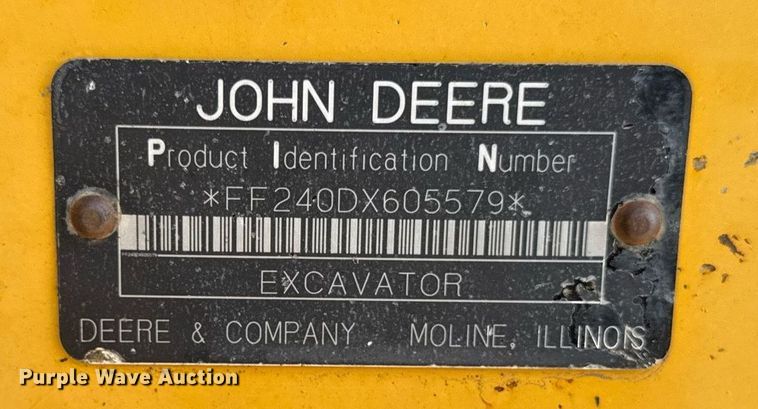 image for item DT0560 2007 John Deere 240D LC long reach excavator