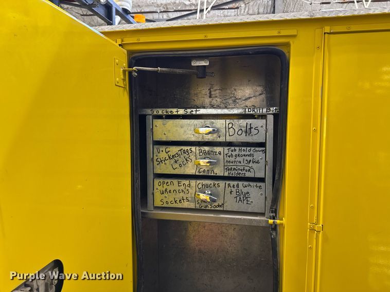 image for item DT0562 2021 Freightliner M2 106 bucket truck