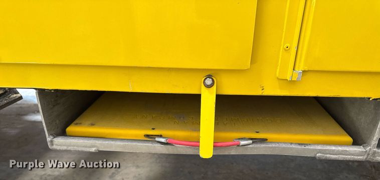 image for item DT0562 2021 Freightliner M2 106 bucket truck