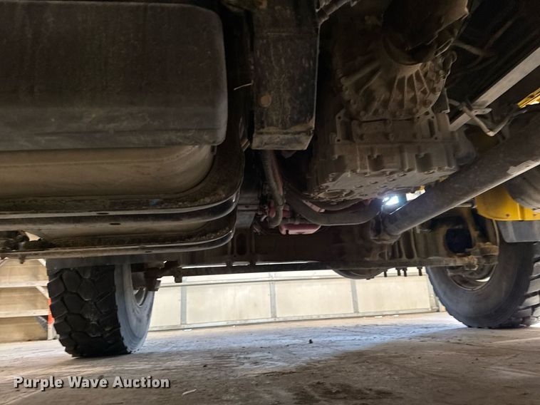 image for item DT0562 2021 Freightliner M2 106 bucket truck