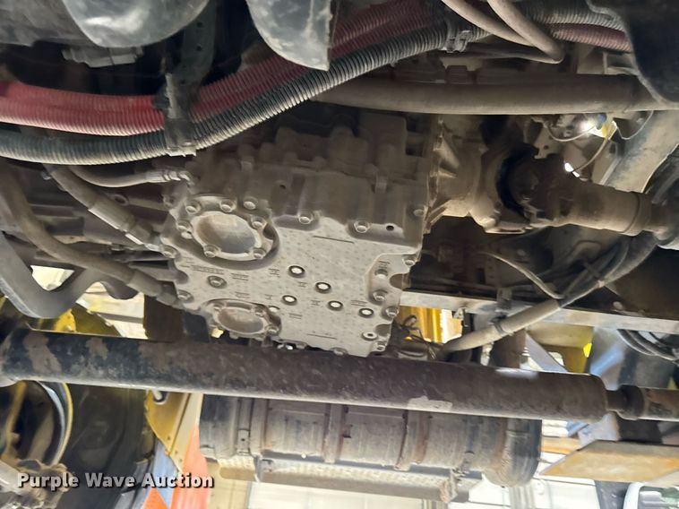 image for item DT0562 2021 Freightliner M2 106 bucket truck