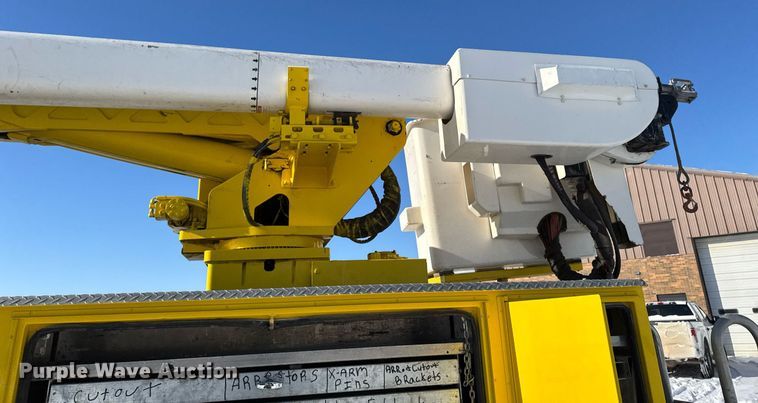 image for item DT0562 2021 Freightliner M2 106 bucket truck