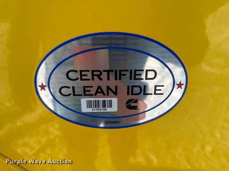 image for item DT0562 2021 Freightliner M2 106 bucket truck