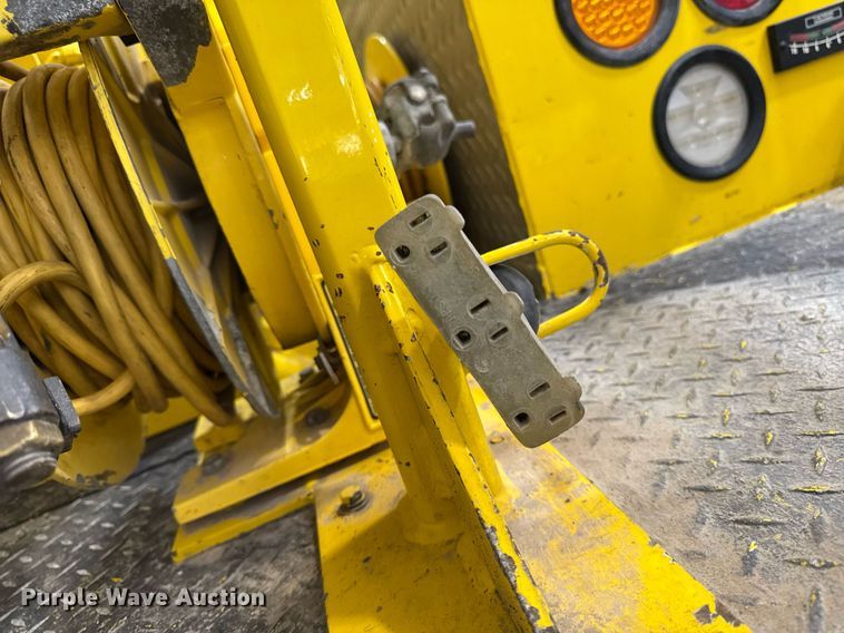 image for item DT0562 2021 Freightliner M2 106 bucket truck