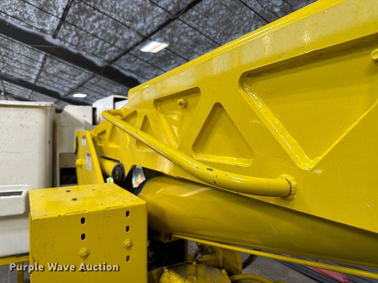 image for item DT0562 2021 Freightliner M2 106 bucket truck