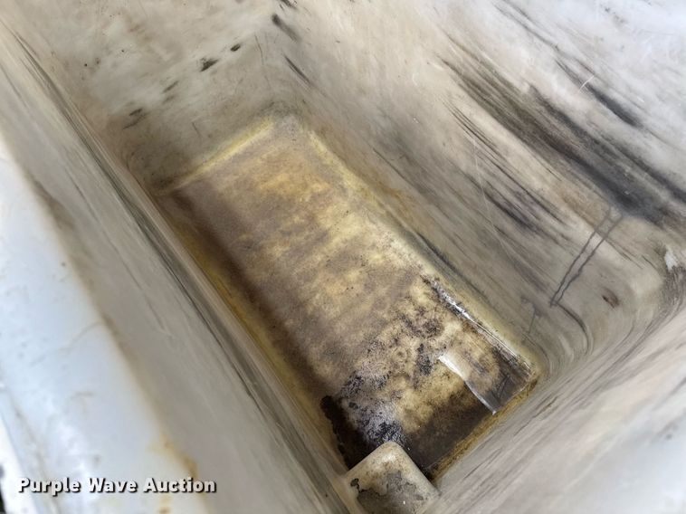 image for item DT0562 2021 Freightliner M2 106 bucket truck