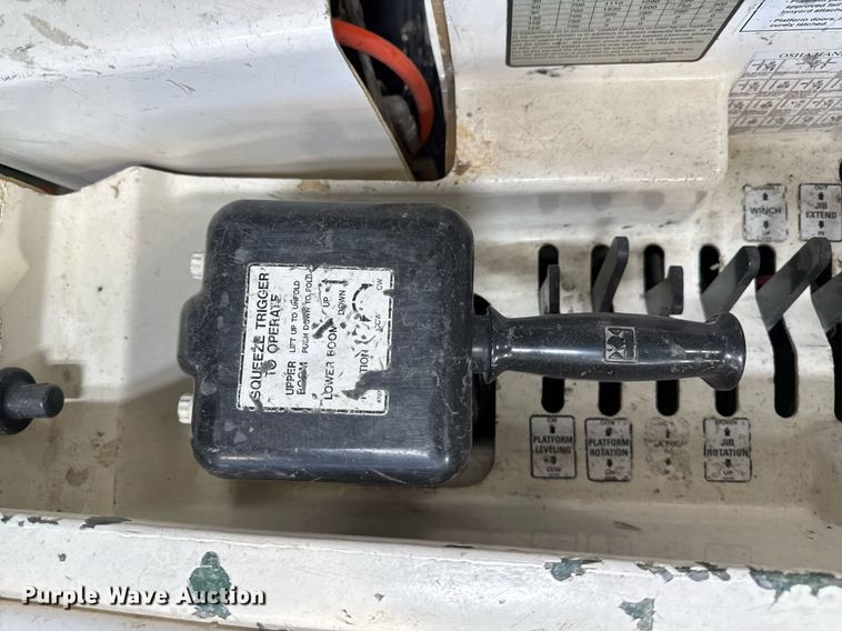 image for item DT0562 2021 Freightliner M2 106 bucket truck