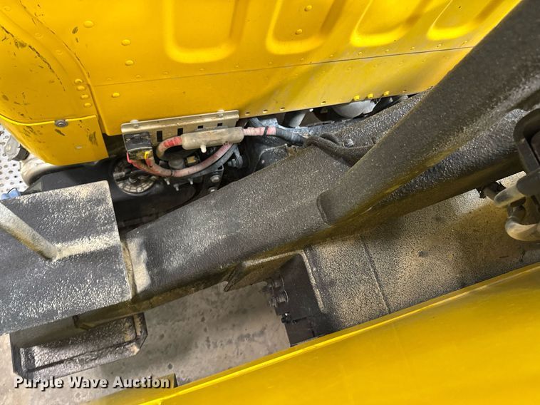 image for item DT0562 2021 Freightliner M2 106 bucket truck