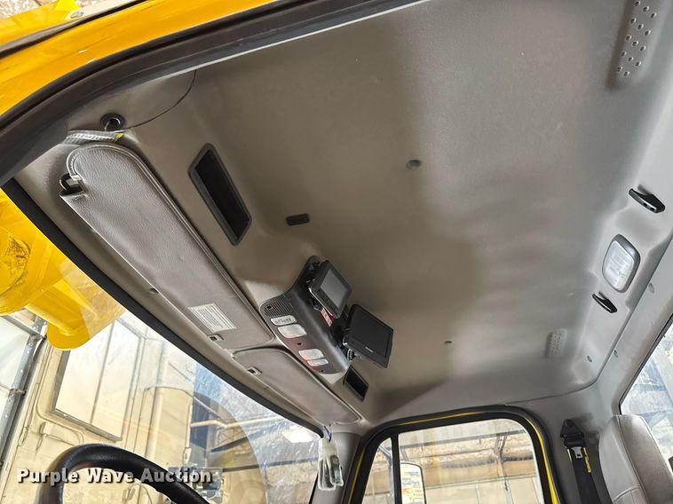 image for item DT0562 2021 Freightliner M2 106 bucket truck