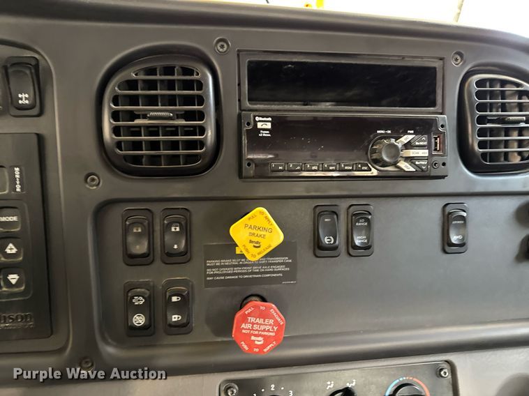 image for item DT0562 2021 Freightliner M2 106 bucket truck