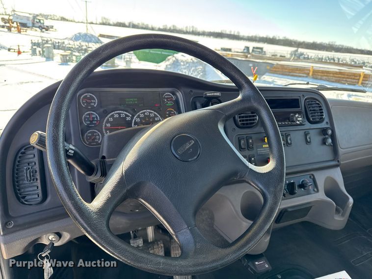 image for item DT0562 2021 Freightliner M2 106 bucket truck