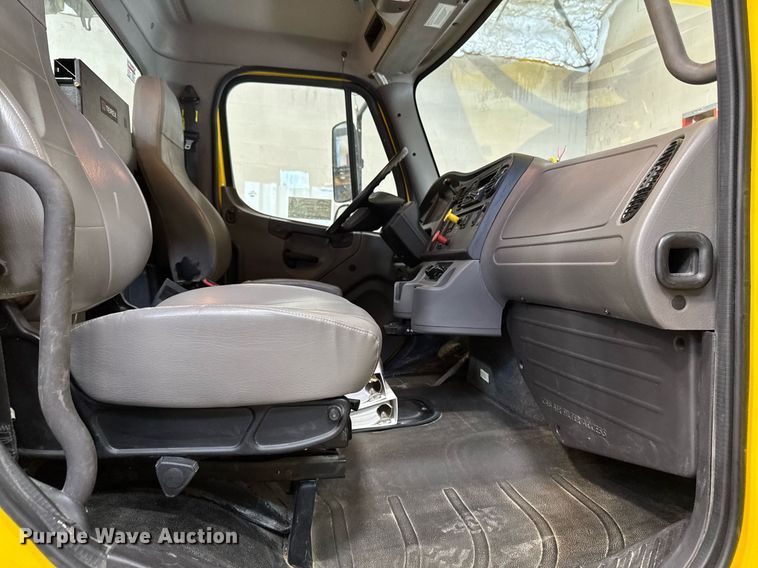 image for item DT0562 2021 Freightliner M2 106 bucket truck