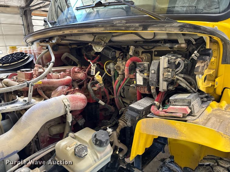 image for item DT0562 2021 Freightliner M2 106 bucket truck