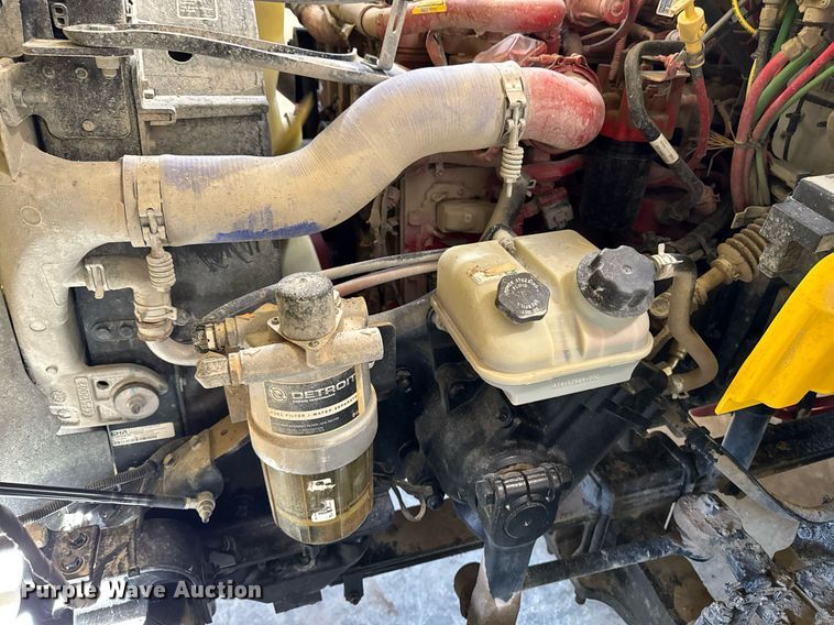 image for item DT0562 2021 Freightliner M2 106 bucket truck