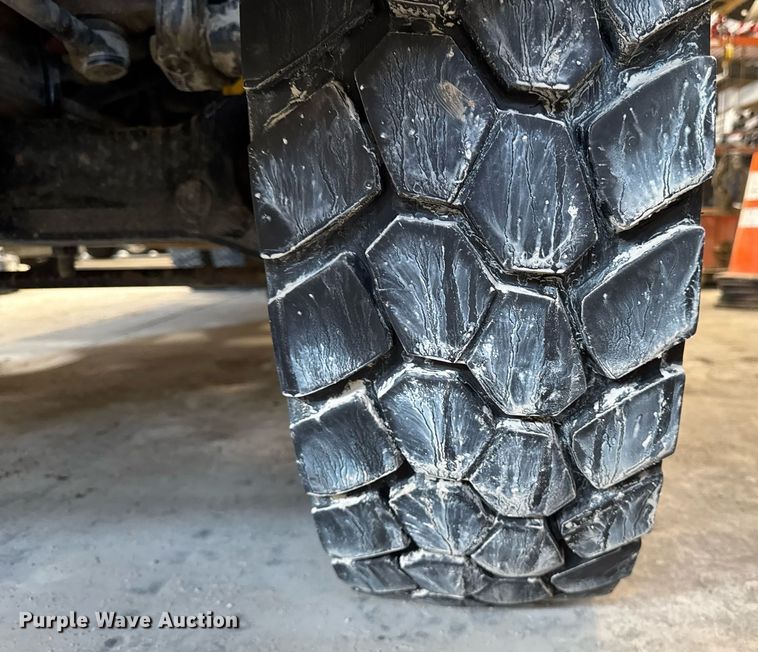 image for item DT0562 2021 Freightliner M2 106 bucket truck