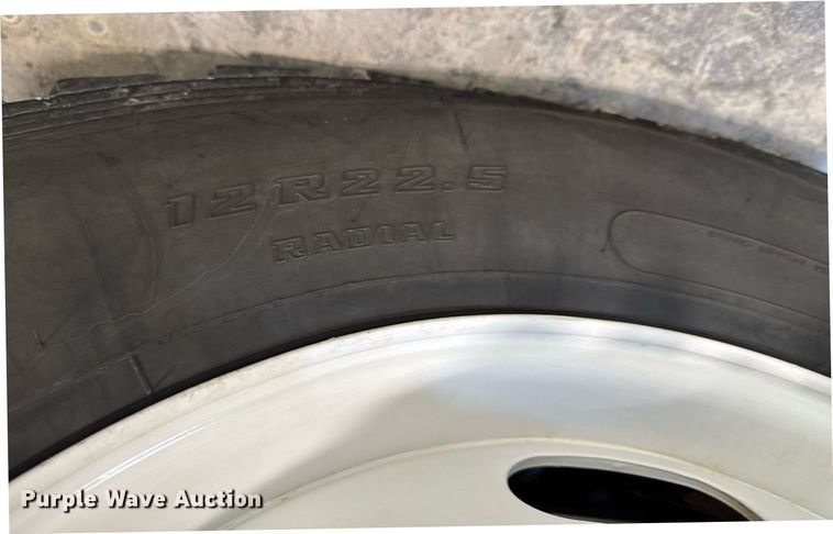 image for item DT0562 2021 Freightliner M2 106 bucket truck