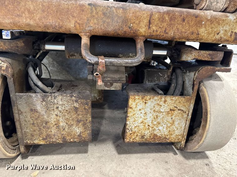 image for item DT0564 1997 Skyjack SJ3015 scissor lift