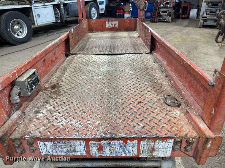 image for item DT0564 1997 Skyjack SJ3015 scissor lift