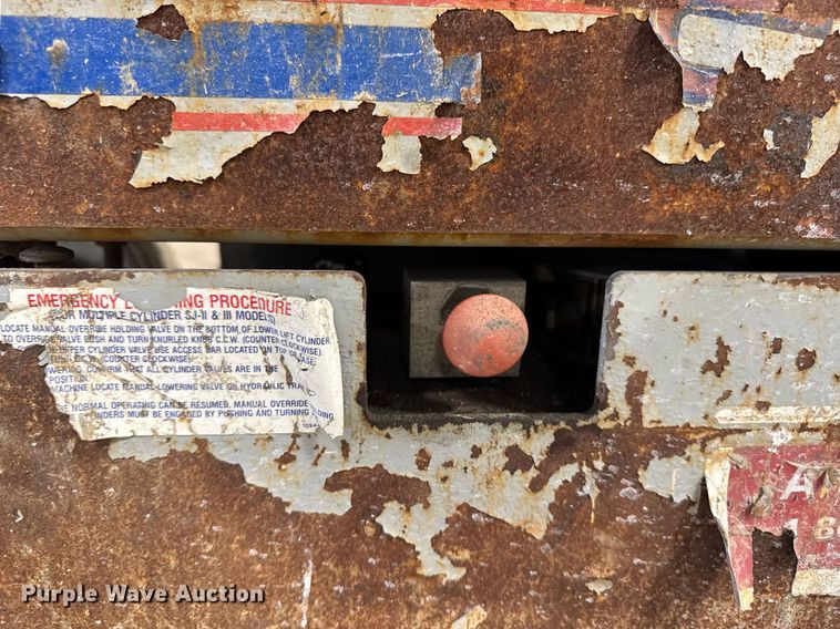 image for item DT0565 2001 Skyjack SJ III 3226 scissor lift