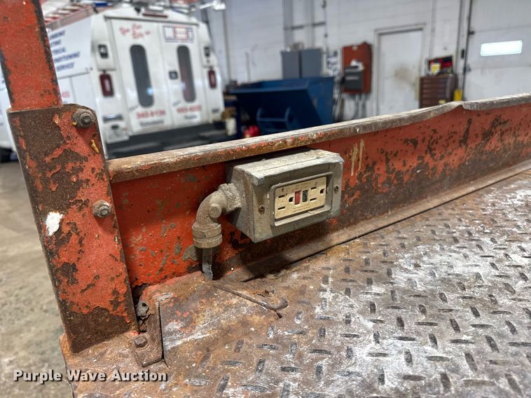 image for item DT0565 2001 Skyjack SJ III 3226 scissor lift