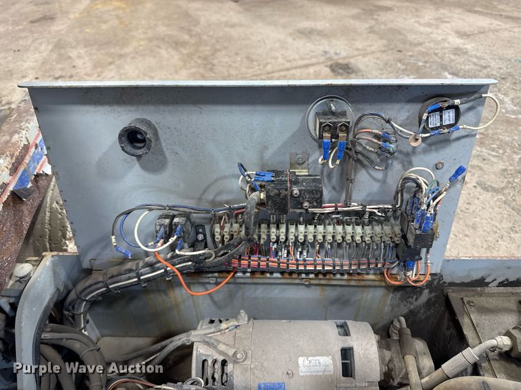 image for item DT0565 2001 Skyjack SJ III 3226 scissor lift