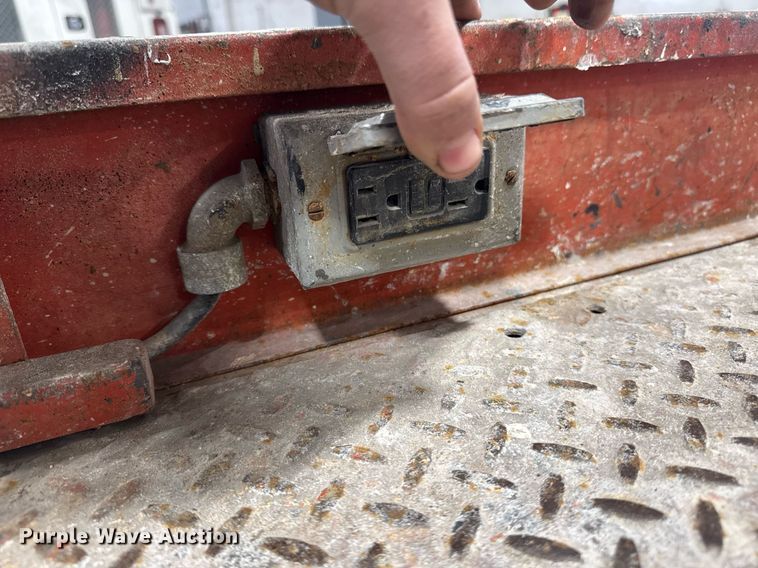 image for item DT0566 1993 Skyjack SJ3015 scissor lift