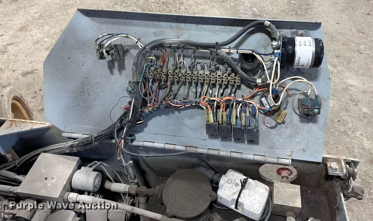 image for item DT0566 1993 Skyjack SJ3015 scissor lift