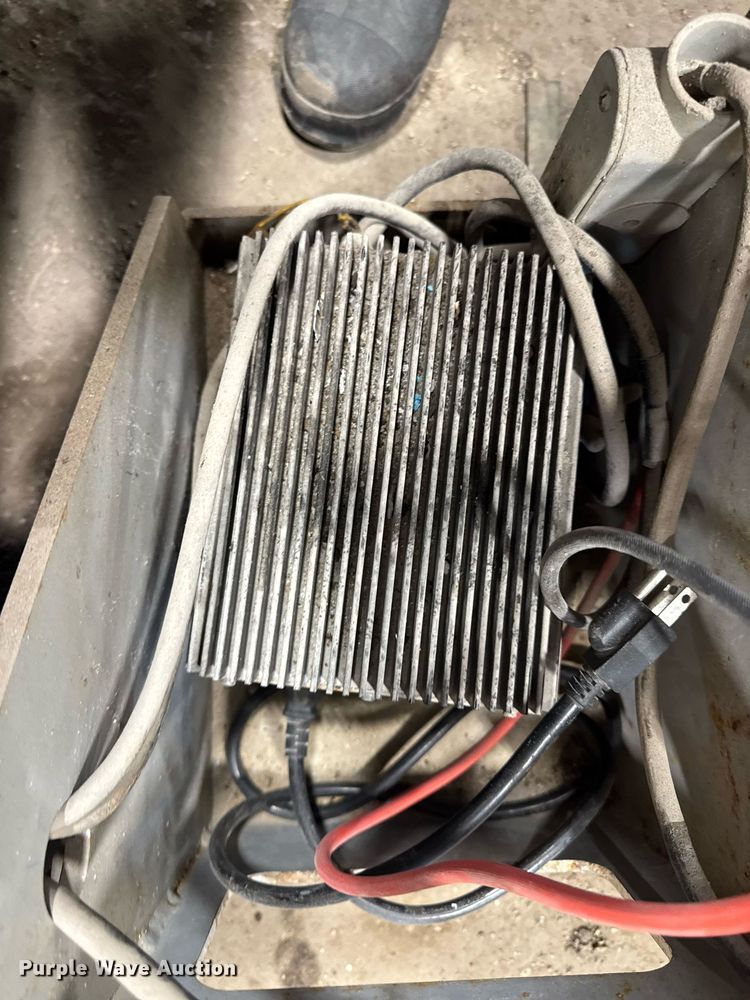 image for item DT0566 1993 Skyjack SJ3015 scissor lift