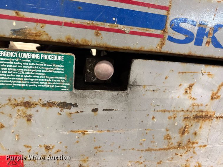 image for item DT0567 2006 Skyjack SJ3226 scissor lift