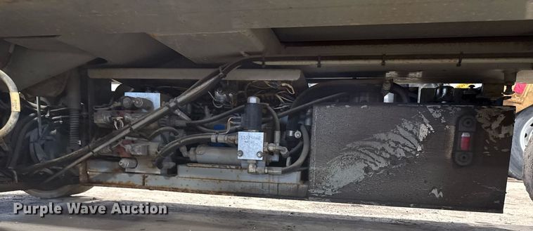 image for item DT0567 2006 Skyjack SJ3226 scissor lift